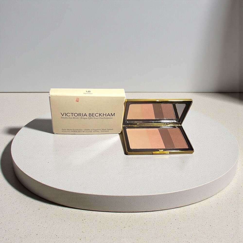 Victoria Beckham Beauty Smoky Eye Brick in Signature. NIB!
